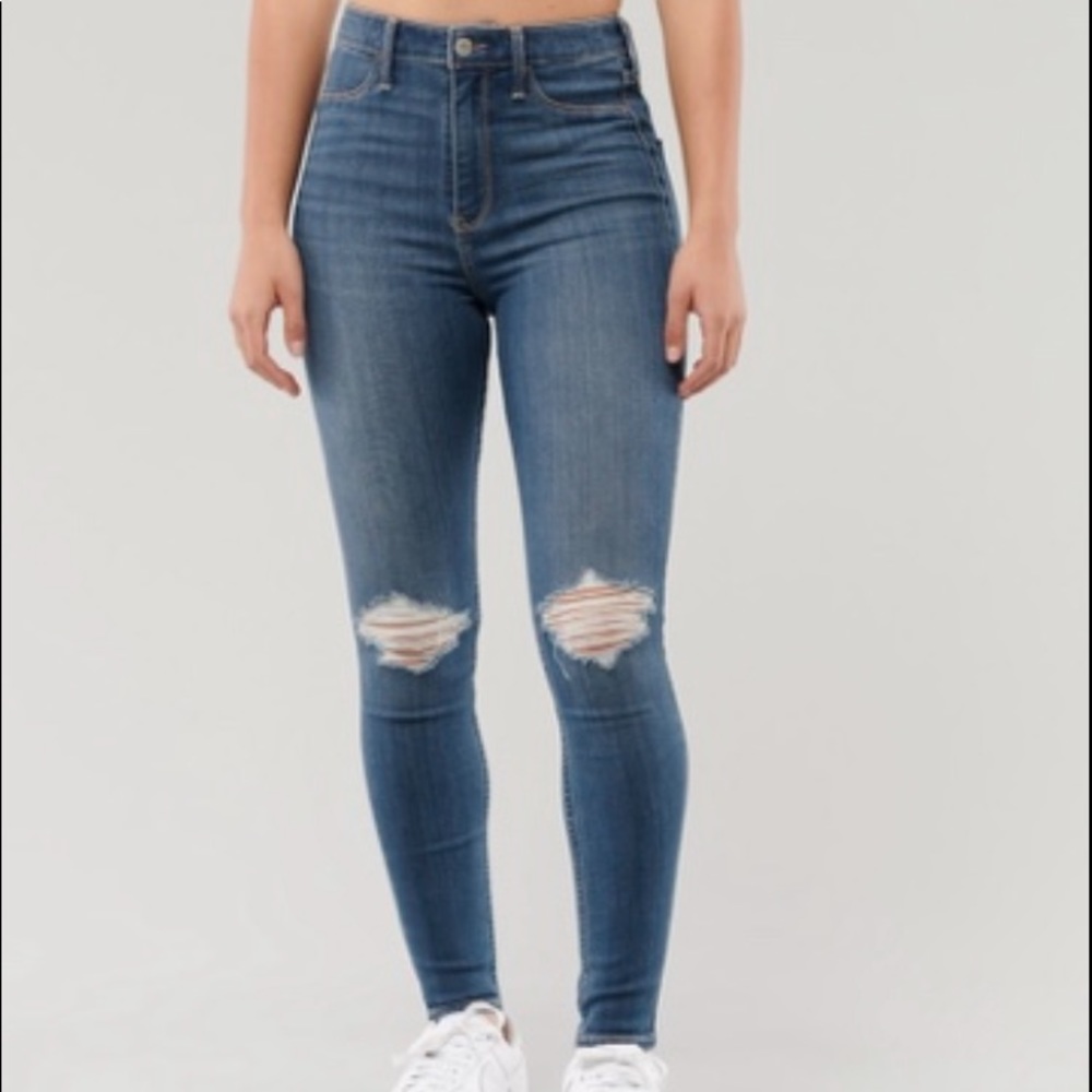 Hollister High rise Jeans - Picture 1 of 2